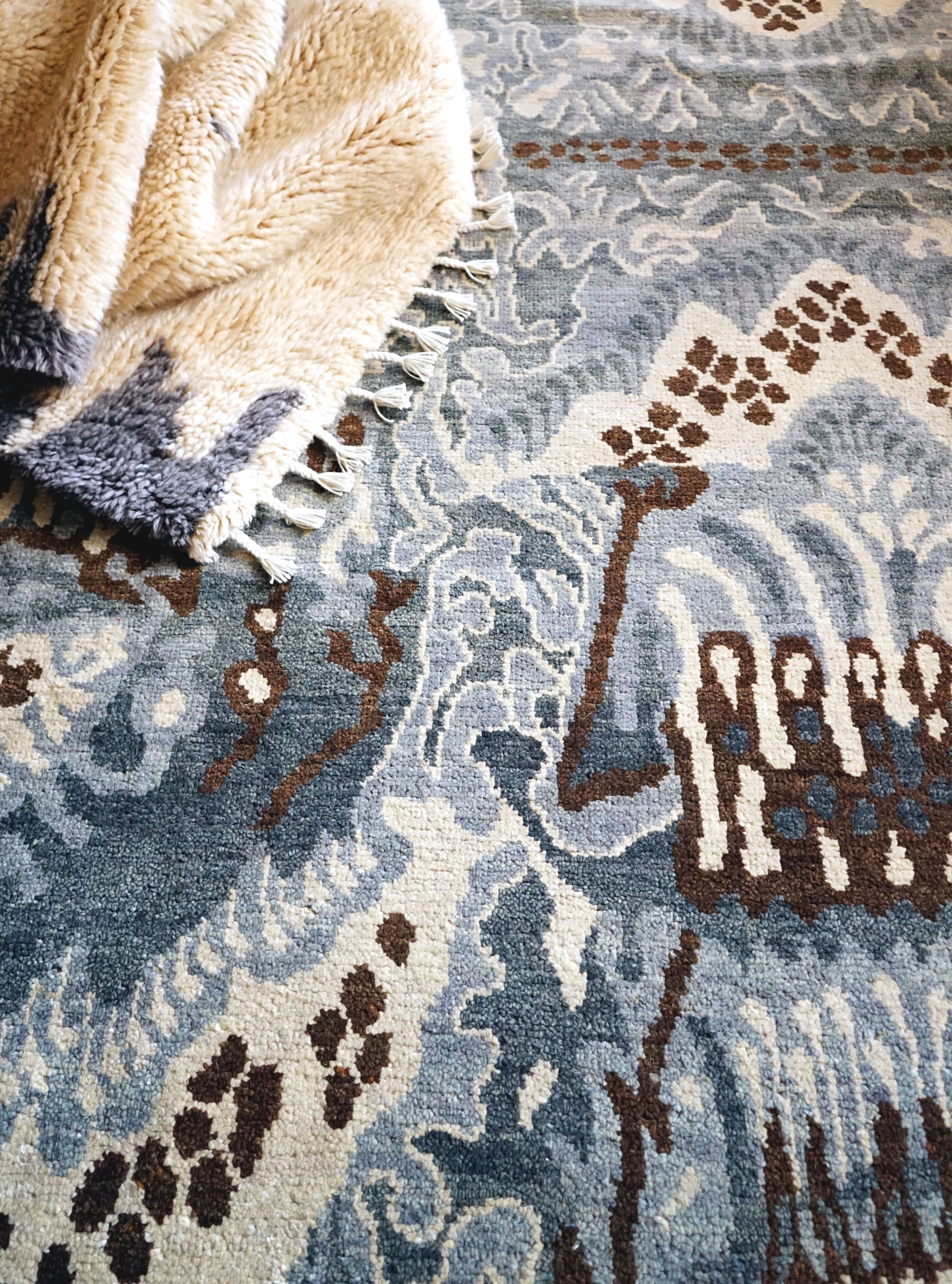 GLOWB Runner Ikat Blue Sky Handmade Custom Rug Close-up